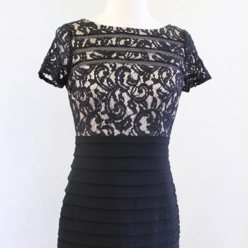 Adrianna Papell Black Nude Lace Layered Short Sleeve Cocktail Party Dress Size 4